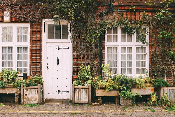 Third (3rd) charge bridging loan for non-resident UK national